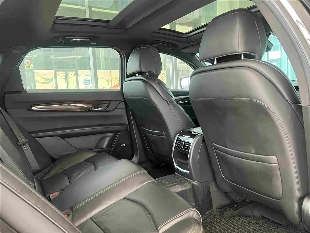Cadillac CT6 2022 28T Fashion Model купить на сайте DeffCars