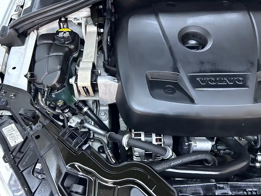 Volvo S60 2018 S60L T3 Zhijin Enterprising Edition купить на сайте DeffCars