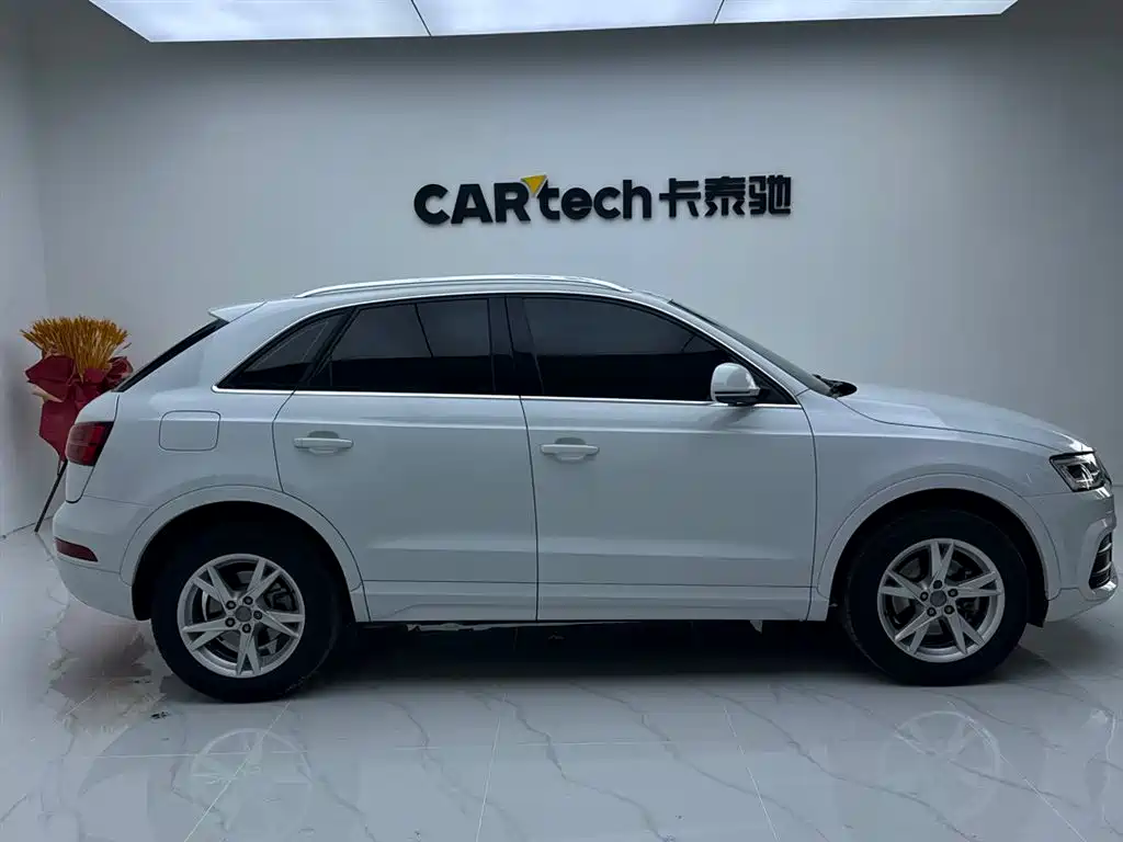 Audi Q3 2018 30th Anniversary Model 30 TFSI Fashion Model купить на сайте DeffCars