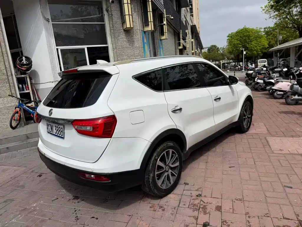 Fengguang 580 2017 1.5T manual luxury model купить на сайте DeffCars