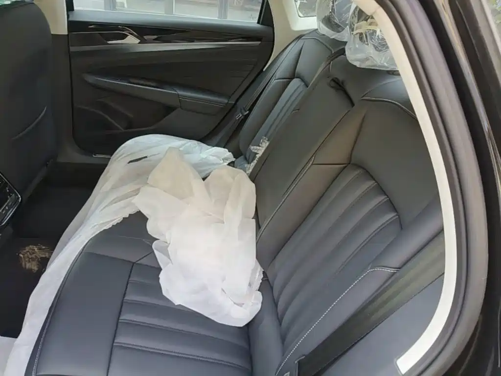 Passat Plug-in Hybrid 2025 430PHEV Hybrid Business Edition купить на сайте DeffCars