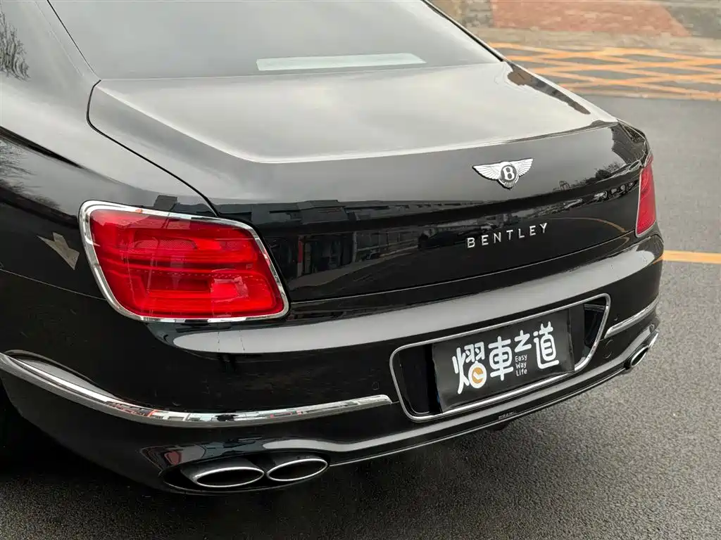 Flying Spur 2022 4.0T V8 Standard Edition купить на сайте DeffCars