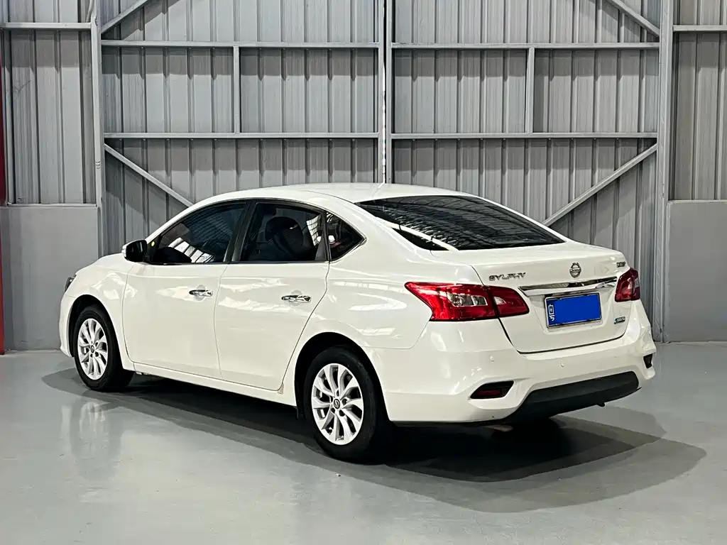 Sylphy 2018 1.6XV CVT Exclusive Edition купить на сайте DeffCars