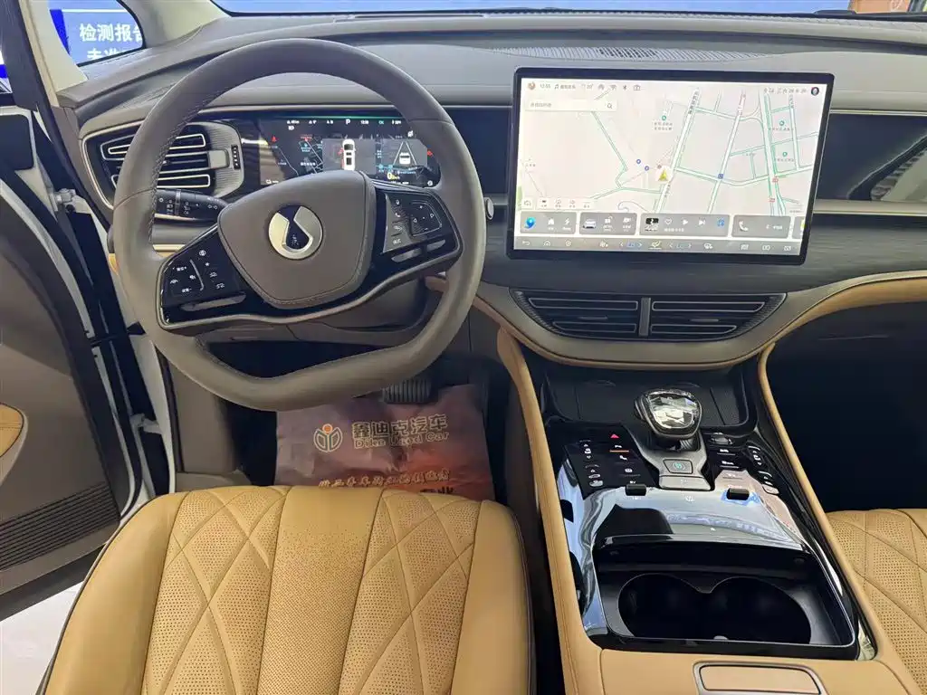 Denza D9 2022 DM-i 970 four-wheel drive premium model купить на сайте DeffCars