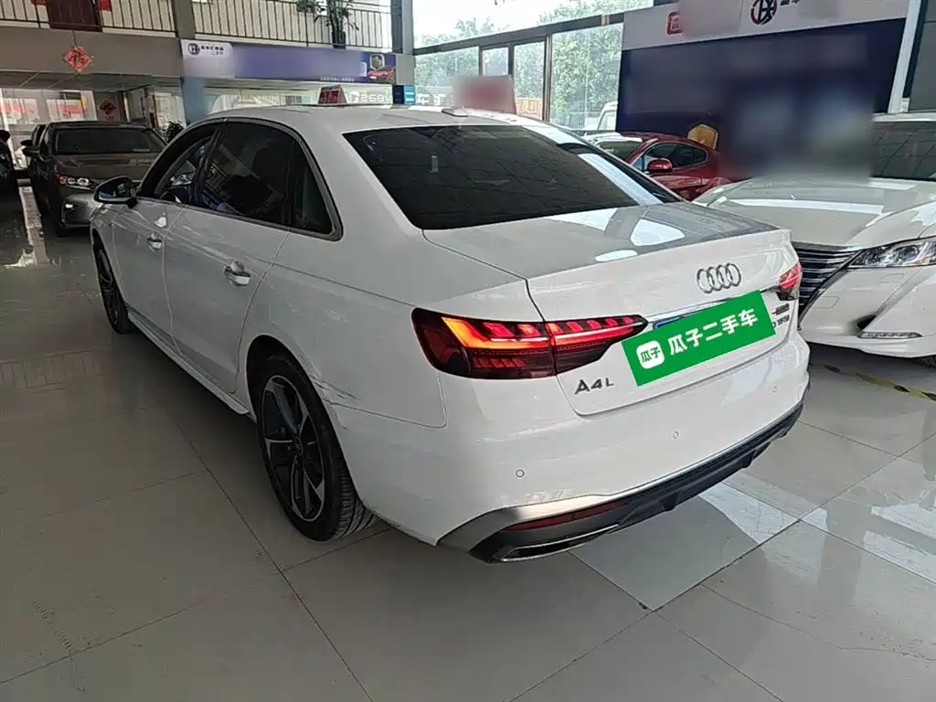Audi A4L 2024 40 TFSI Fashionable and Dynamic купить на сайте DeffCars