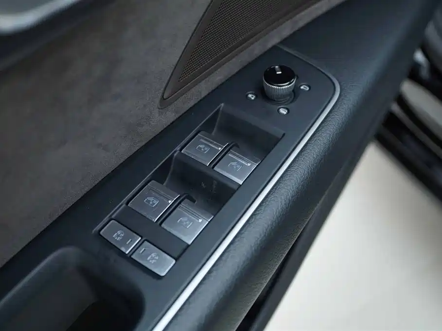 Audi A8 2022 A8L 50 TFSI quattro Comfort Collection Edition купить на сайте DeffCars