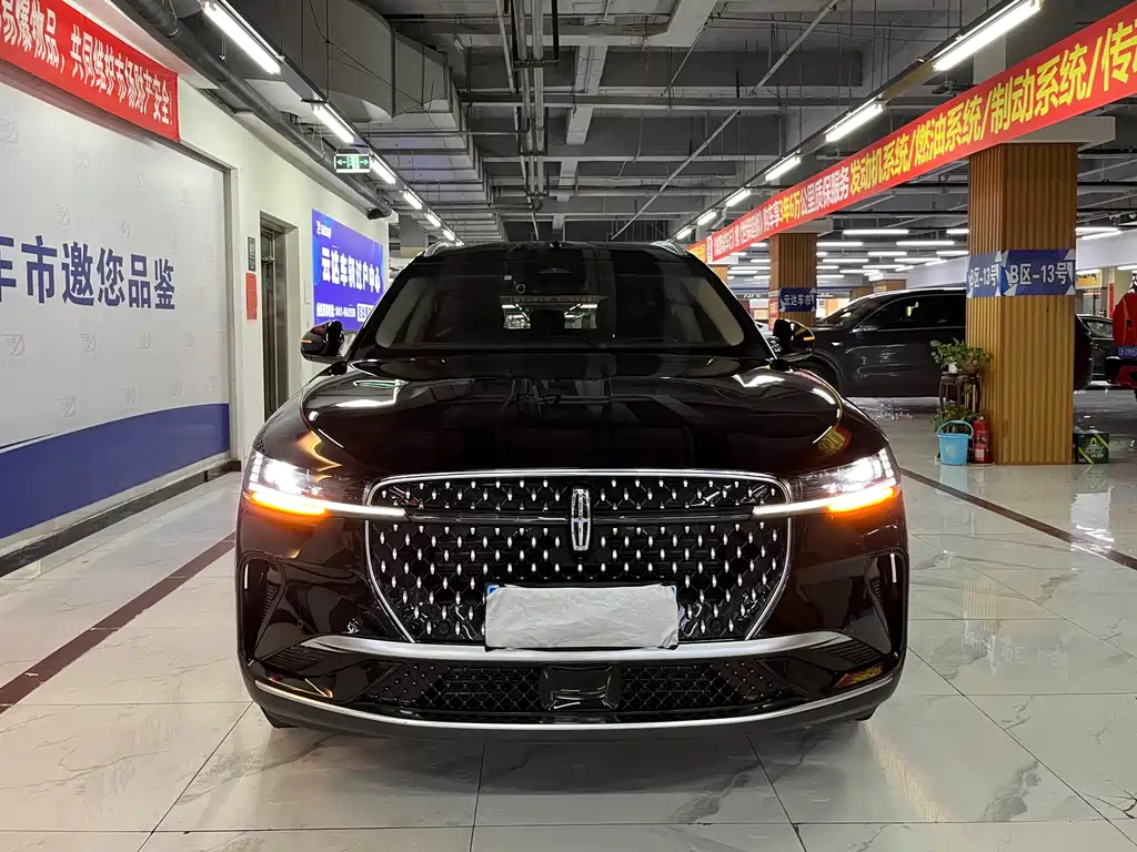 Voyager 2023 2.0T four-wheel drive exclusive edition купить на сайте DeffCars