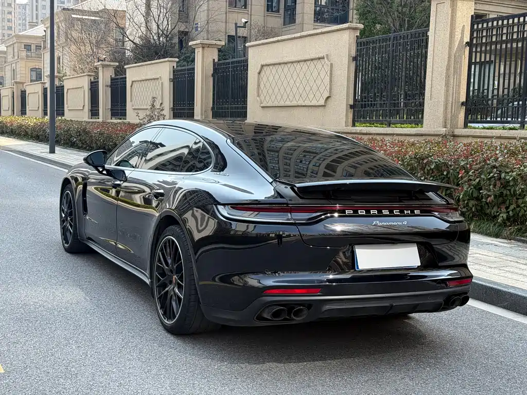 Panamera 2023 Panamera 4 Executive Extended Edition 2.9T купить на сайте DeffCars