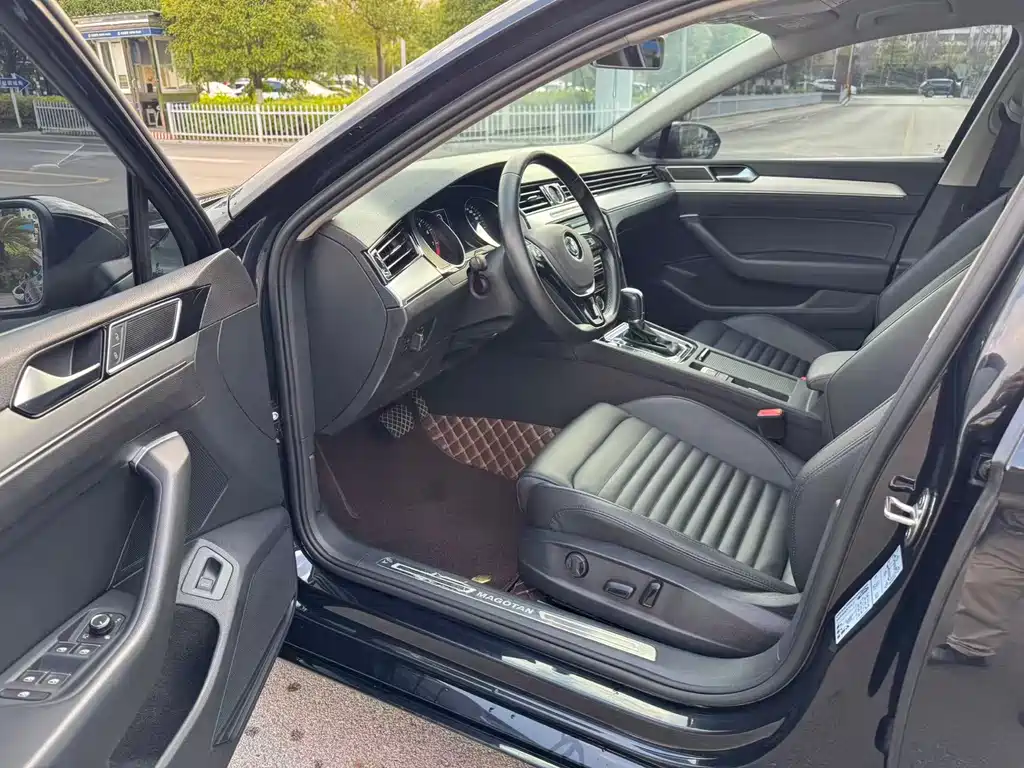 Magotan 2019 330TSI DSG leading model National VI купить на сайте DeffCars