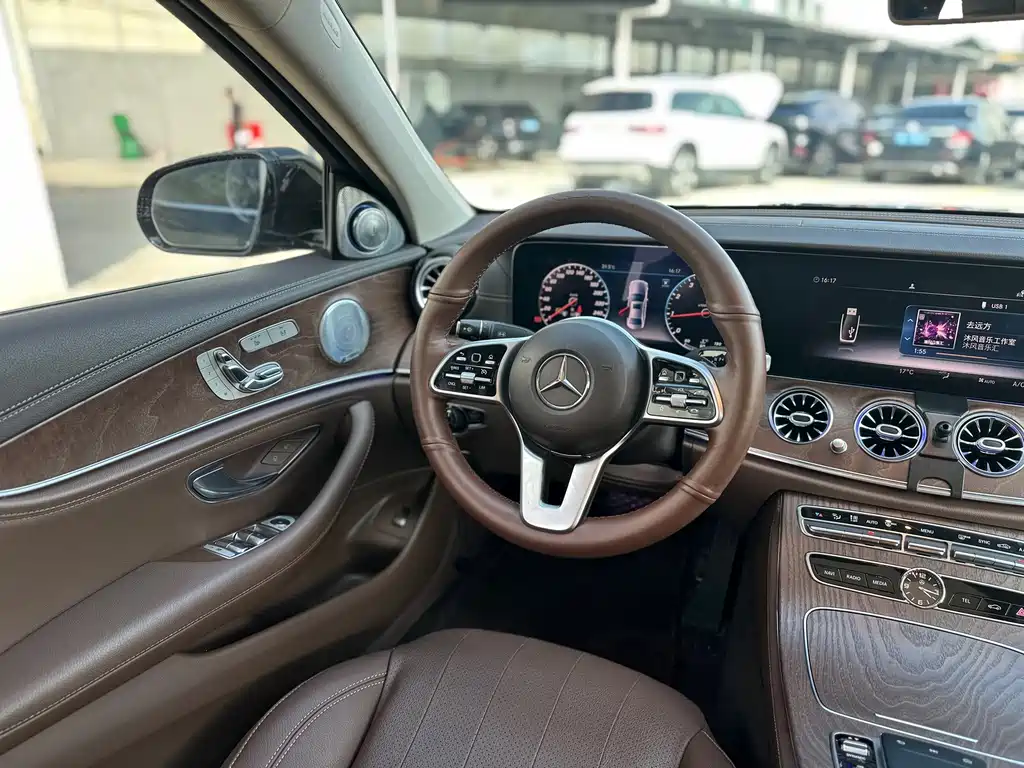 Mercedes-Benz E-Class 2020 E 300 L Luxury Model купить на сайте DeffCars