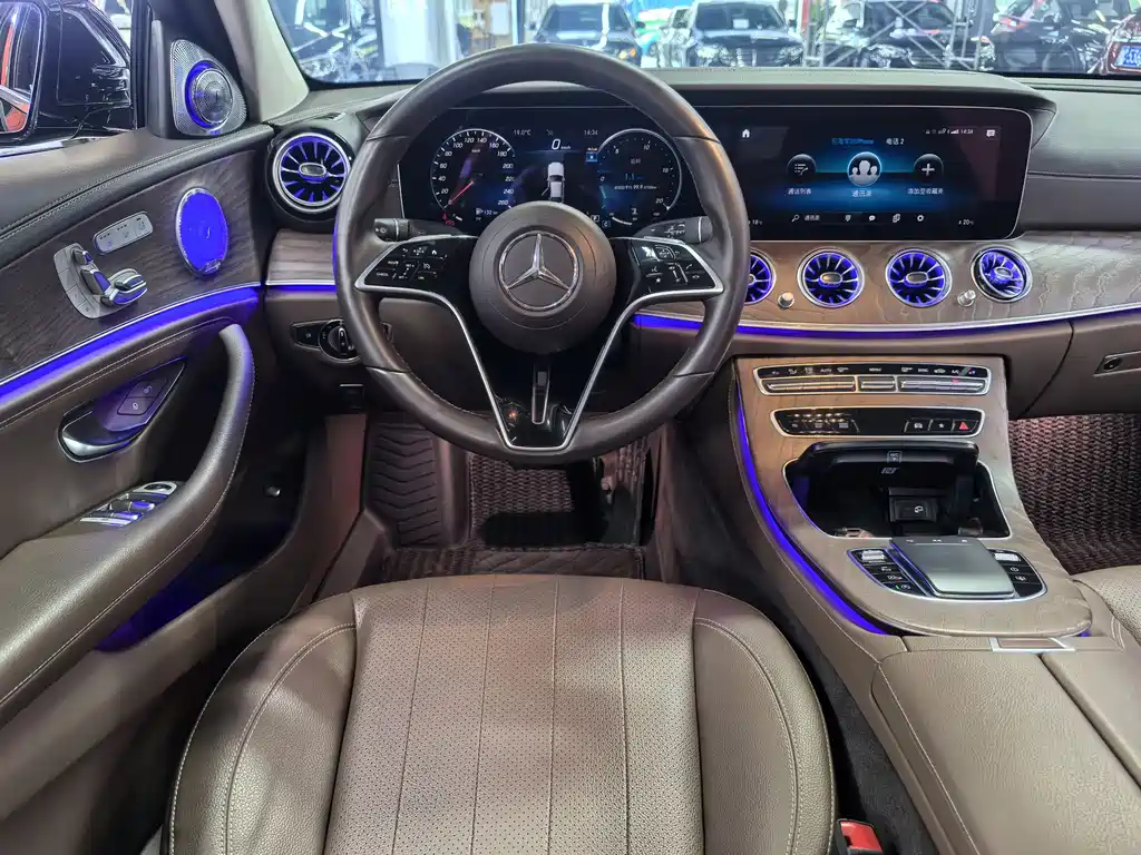 Mercedes-Benz E-Class 2023 E 300 L Luxury Model купить на сайте DeffCars