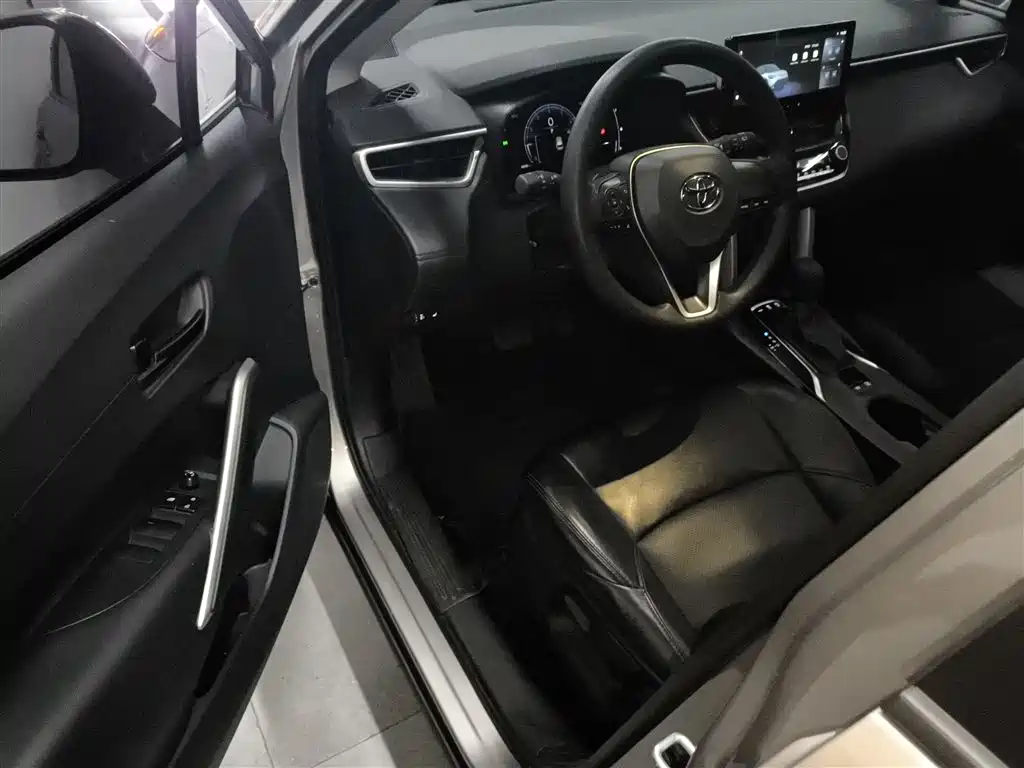 Fenglanda 2024 2.0L CVT Elite Edition купить на сайте DeffCars