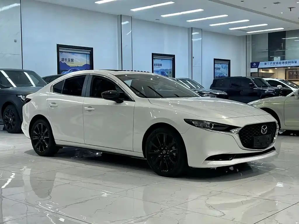 Mazda3 Angkesela 2022 2.0L Automatic Zhiya Obsidian Edition купить на сайте DeffCars
