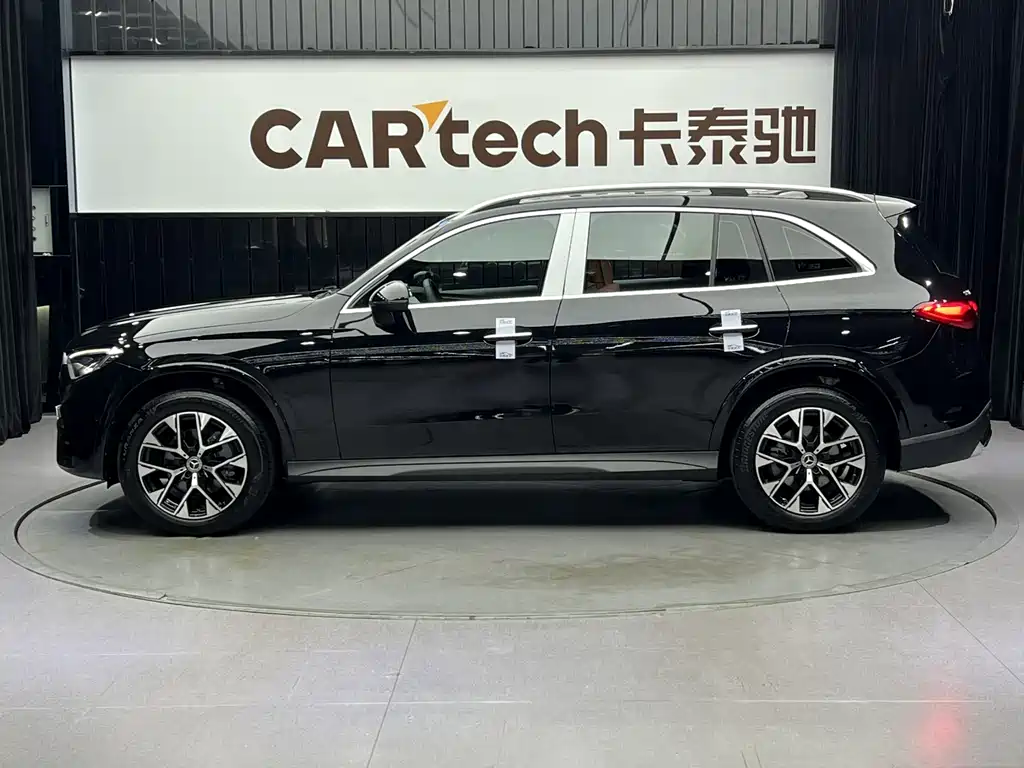 Mercedes-Benz GLC 2024 GLC 260 L 4MATIC luxury model 5 seats купить на сайте DeffCars