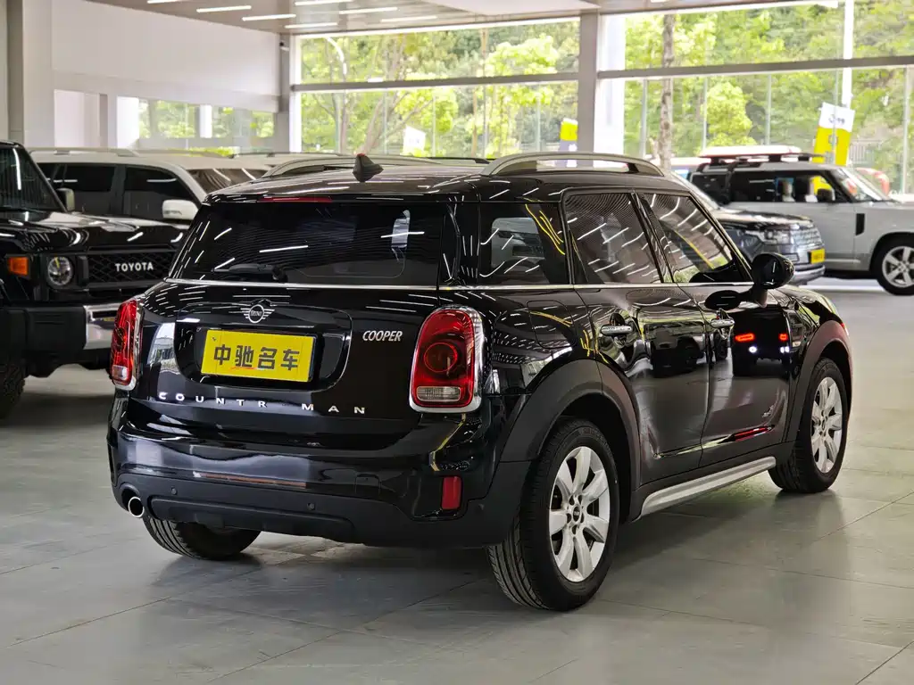 MINI COUNTRYMAN 2018 1.5T COOPER ALL4 Classic купить на сайте DeffCars