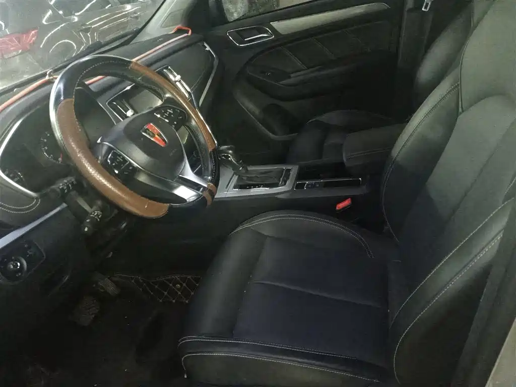 Roewe RX5 2020 20T automatic 4G interconnection surpasses the flagship version купить на сайте DeffCars