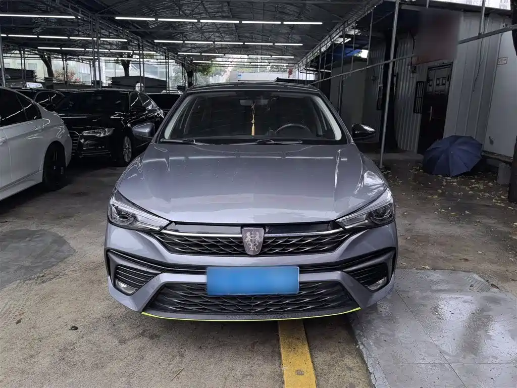 Roewe i5 2021 1.5L CVT Platinum Edition купить на сайте DeffCars