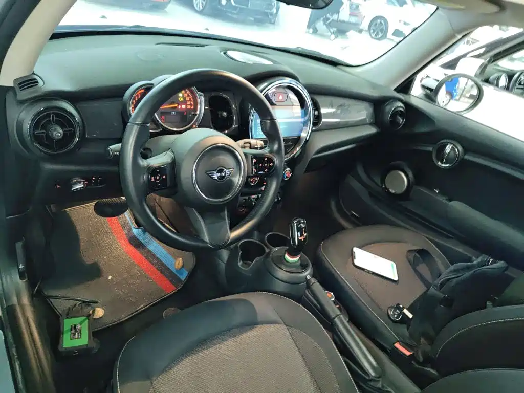 Mini 2022 facelift 1.5T ONE купить на сайте DeffCars