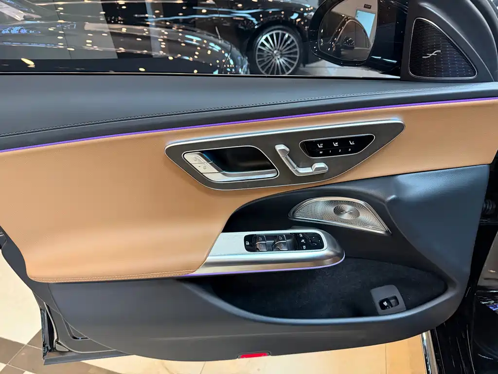 Mercedes-Benz E-Class 2026 E 300 L Luxury Model купить на сайте DeffCars