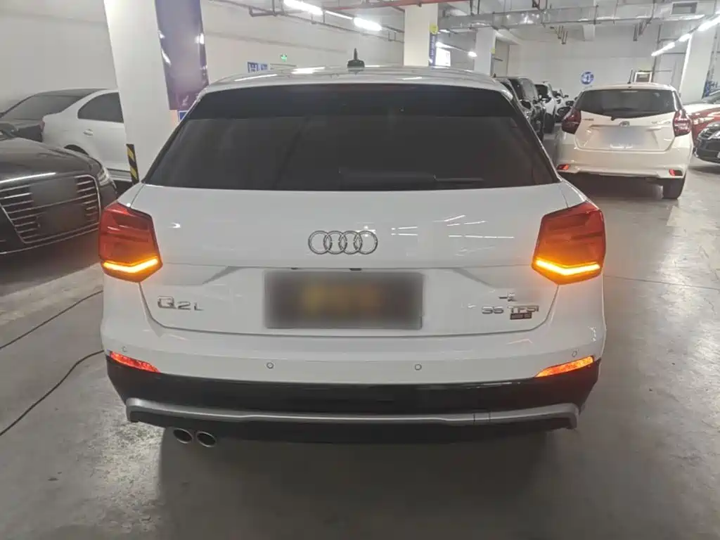 Audi Q2L 2021 35 TFSI fashionable and dynamic купить на сайте DeffCars