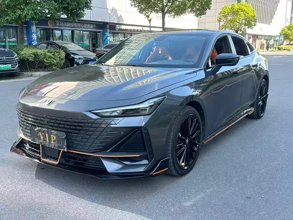Changan UNI-V 2023 1.5T sports version купить на сайте DeffCars