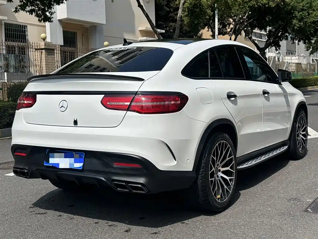 Mercedes-Benz GLE Coupe 2017 GLE 400 4MATIC Coupe SUV купить на сайте DeffCars