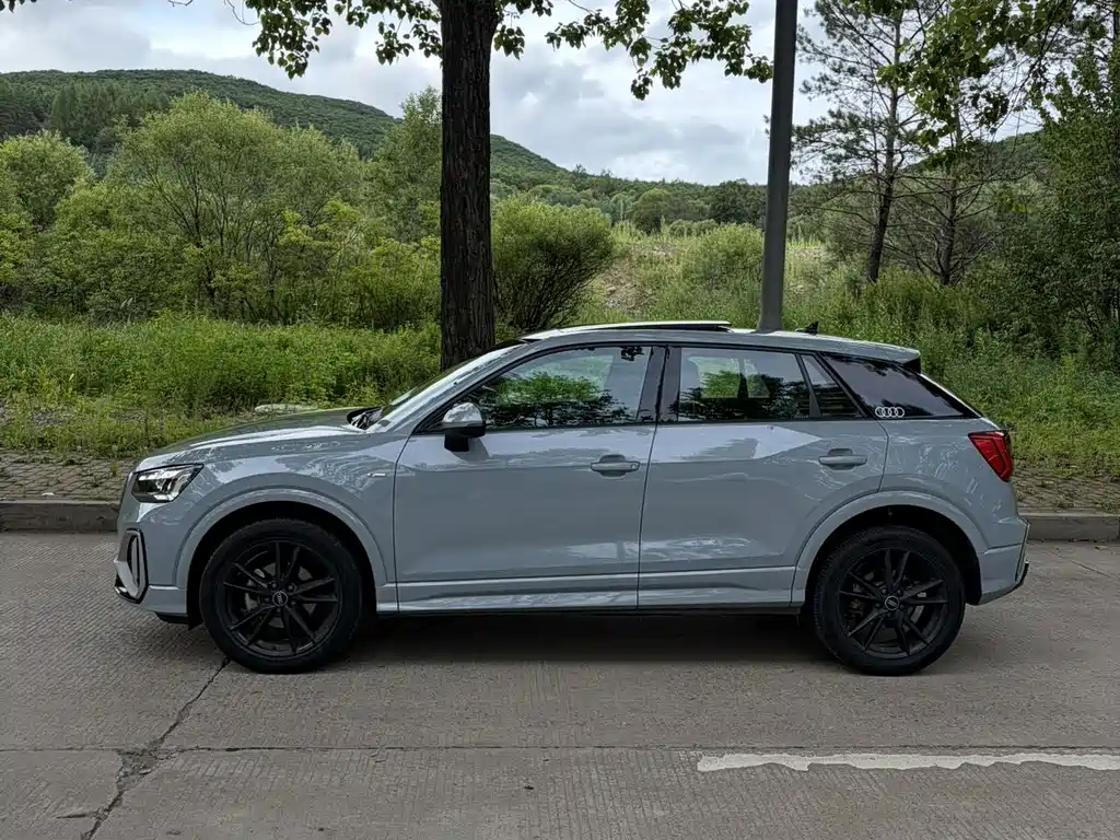 Audi Q2L 2022 35 TFSI fashionable and dynamic купить на сайте DeffCars