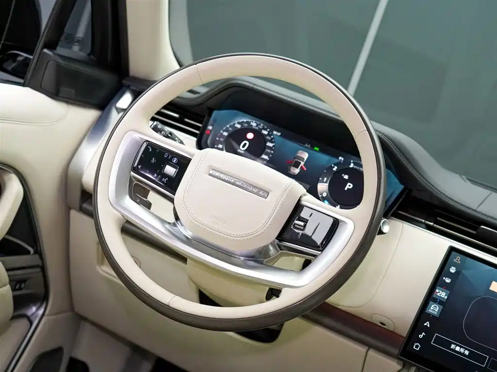 Range Rover 2024 3.0 L6 400PS SV Honor Creation Extended Edition купить на сайте DeffCars