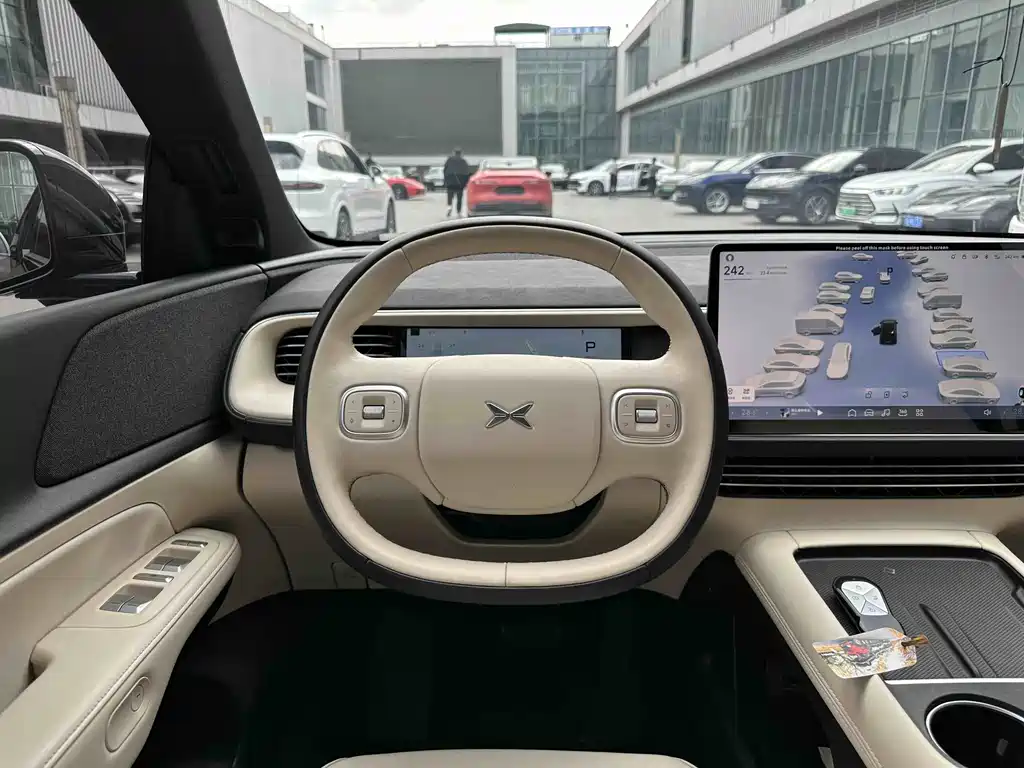 Xpeng G6 2023 model 580 long battery life Max купить на сайте DeffCars