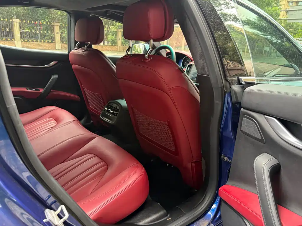 Ghibli 2014 3.0T Standard Edition купить на сайте DeffCars