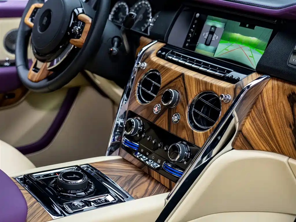 Cullinan 2018 four-seat version купить на сайте DeffCars