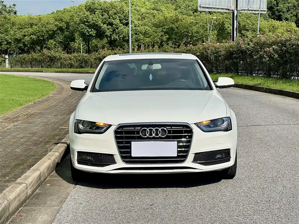 Audi A4L 2015 35 TFSI automatic luxury model купить на сайте DeffCars