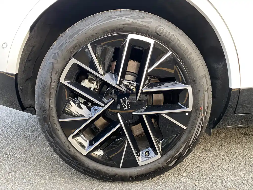 Avita 11 2025 Ultra extended range version купить на сайте DeffCars