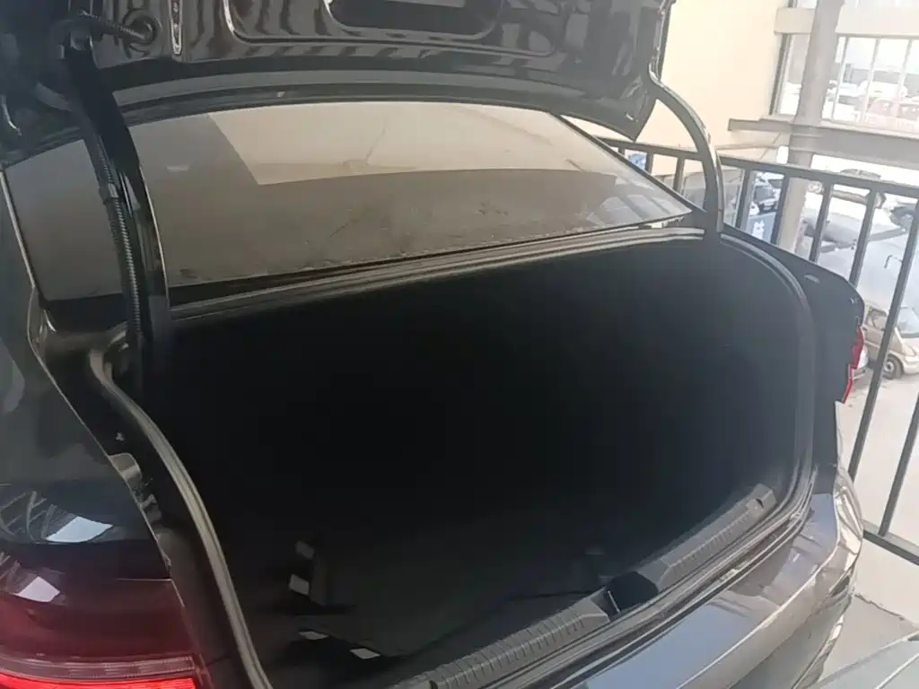 LAVIDA 2023 280TSI DSG Starry Sky Eternal Edition купить на сайте DeffCars