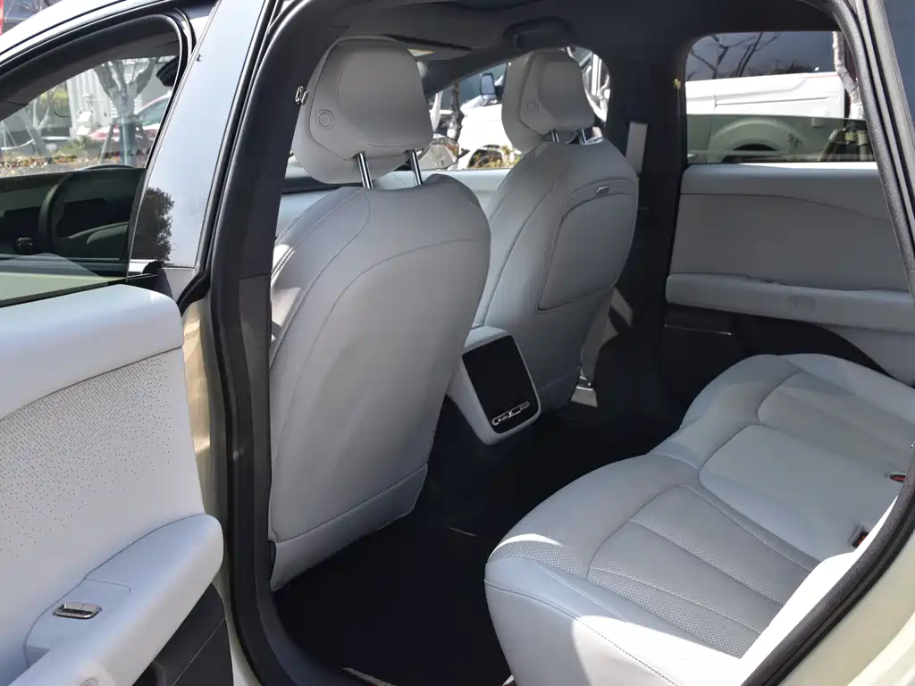 Xpeng P7+ 2024 Long Battery Life Max купить на сайте DeffCars