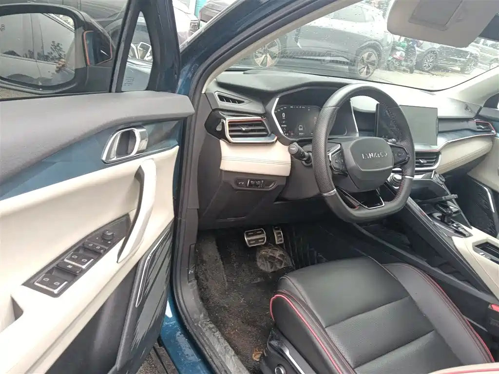 Lynk & Co 06 2020 1.5T Yao Halo купить на сайте DeffCars