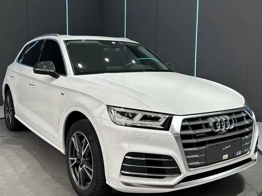 Audi Q5L 2020 45 TFSI exclusive fashion model купить на сайте DeffCars