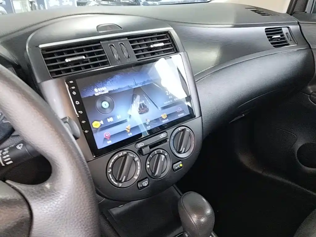 Tiida 2014 1.6L CVT comfort model купить на сайте DeffCars