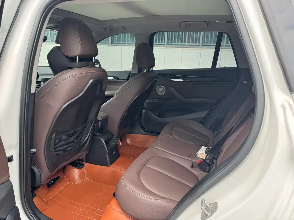 BMW X1 2022 sDrive20Li Fashion Model купить на сайте DeffCars