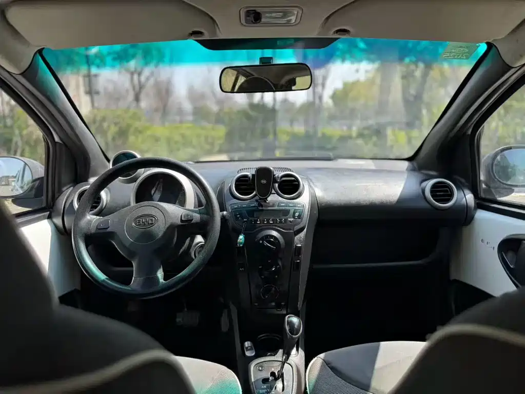 BYD F0 2015 1.0L Scirocco купить на сайте DeffCars