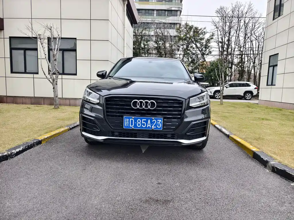 Audi Q2L 2021 35 TFSI aggressive and dynamic model купить на сайте DeffCars