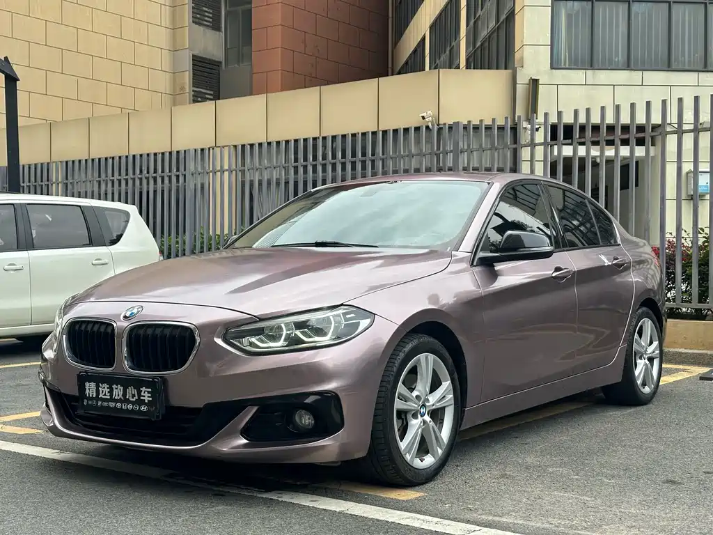BMW 1 Series 2018 118i Design Package купить на сайте DeffCars