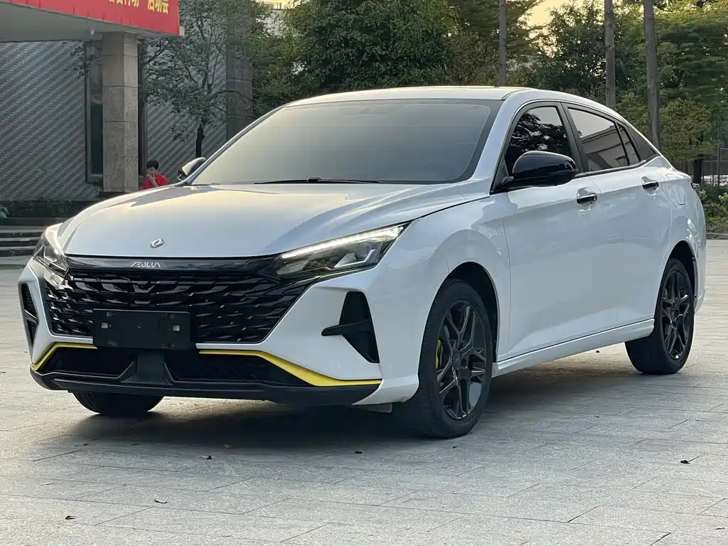 Yixuan 2023 Mach Edition 1.5T Automatic Dream Chaser Knight Edition купить на сайте DeffCars
