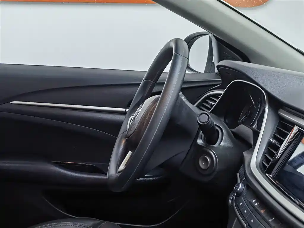 Yinglang 2021 model model 1.5L automatic elite model купить на сайте DeffCars