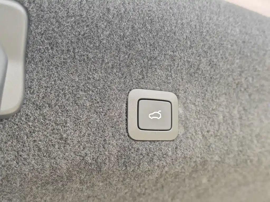 Xiaomi SU7 2024 rear-wheel drive long-range smart driving version купить на сайте DeffCars