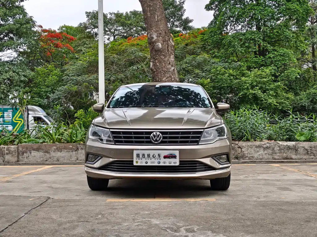 Jetta 2019 Dream Edition 1.5L Automatic Comfort Type купить на сайте DeffCars