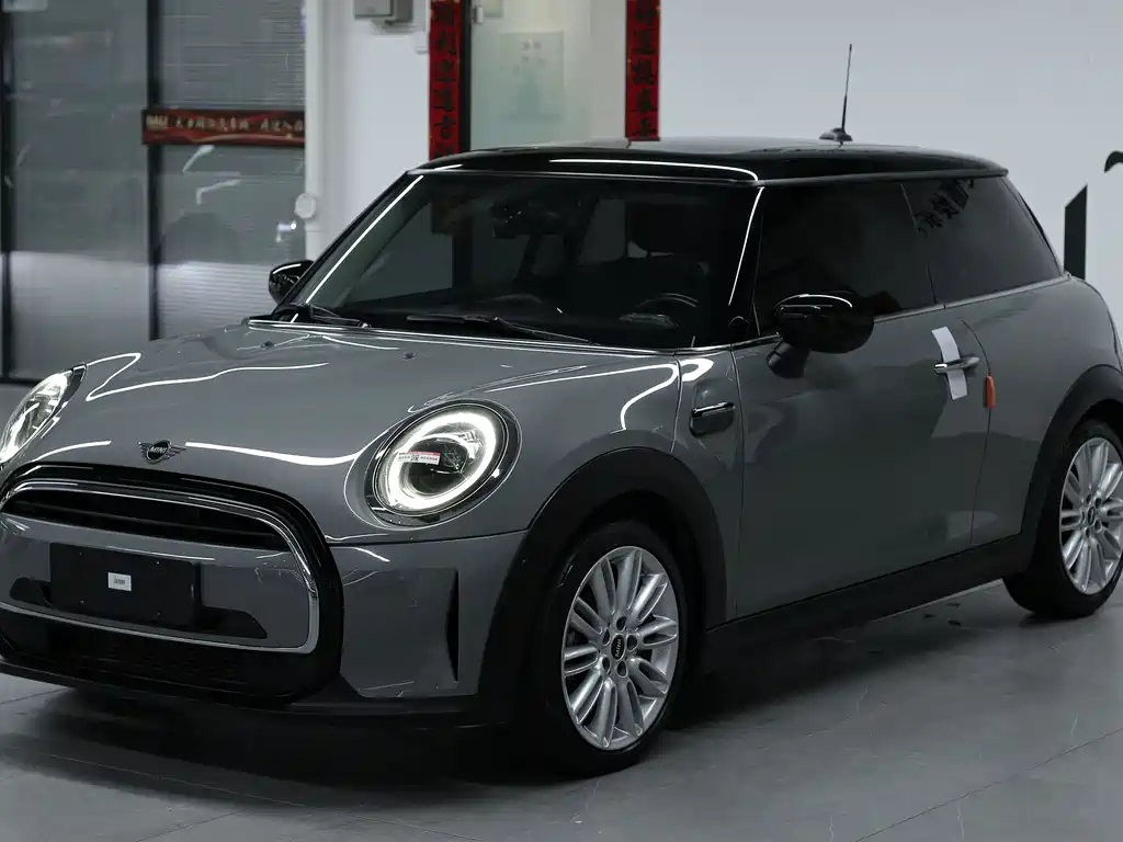 MINI 2022 1.5T COOPER Classic купить на сайте DeffCars