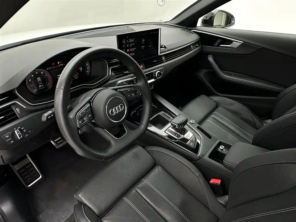 Audi A4L 2023 40 TFSI luxury and dynamic model купить на сайте DeffCars