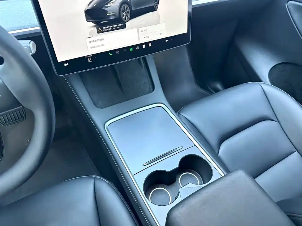 Model Y 2024 rear-wheel drive купить на сайте DeffCars