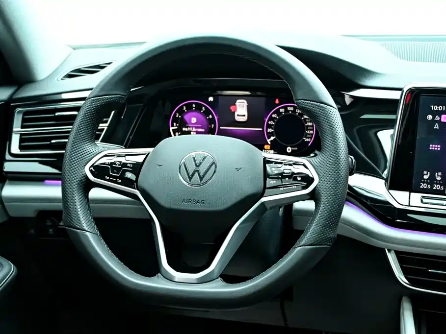 Touron 2024 380TSI four-wheel drive luxury version купить на сайте DeffCars